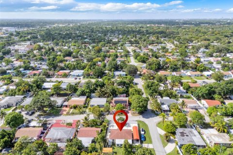 Купить виллу или дом в Майами, Флорида 3 спальни, 126.07м2, № 1971494 - фото 27