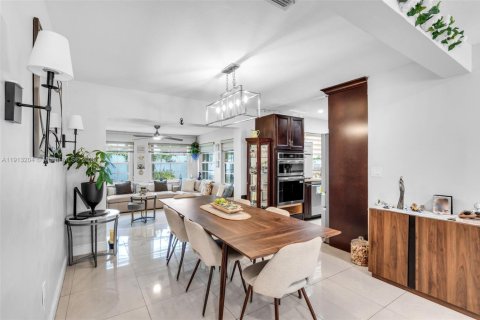 Купить виллу или дом в Майами, Флорида 3 спальни, 126.07м2, № 1971494 - фото 8