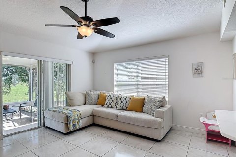 House in Kissimmee, Florida 4 bedrooms, 174.1 sq.m. № 1733525 - photo 13