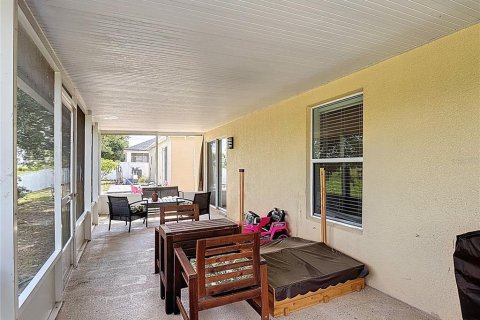 House in Kissimmee, Florida 4 bedrooms, 174.1 sq.m. № 1733525 - photo 28