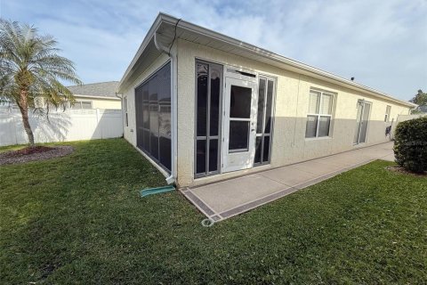 House in The Villages, Florida 2 bedrooms, 104.33 sq.m. № 1657459 - photo 29