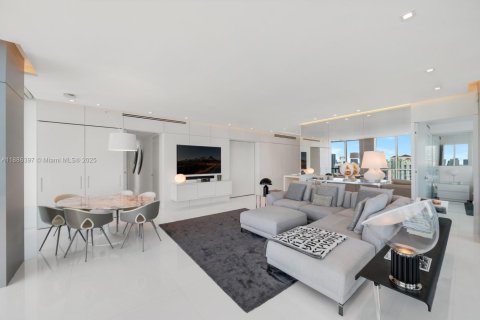 Copropriété à louer à Miami Beach, Floride: 3 chambres, 201.88 m2 № 1933438 - photo 4