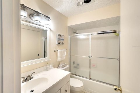 Copropriété à vendre à Bradenton, Floride: 2 chambres, 160.35 m2 № 2129653 - photo 12