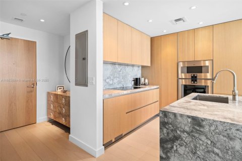 Condominio en venta en Miami Beach, Florida, 2 dormitorios, 133.22 m2 № 2183398 - foto 5