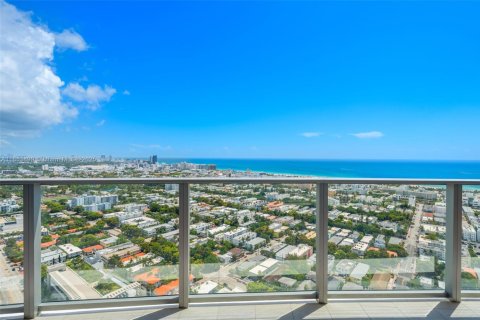 Condominio en venta en Miami Beach, Florida, 2 dormitorios, 133.22 m2 № 2183398 - foto 24