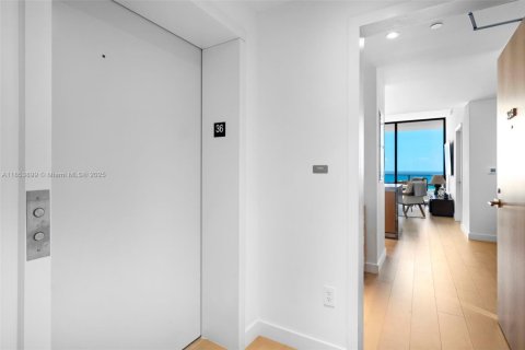 Condominio en venta en Miami Beach, Florida, 2 dormitorios, 133.22 m2 № 2183398 - foto 27