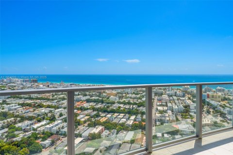 Condominio en venta en Miami Beach, Florida, 2 dormitorios, 133.22 m2 № 2183398 - foto 23