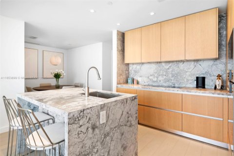 Condominio en venta en Miami Beach, Florida, 2 dormitorios, 133.22 m2 № 2183398 - foto 6
