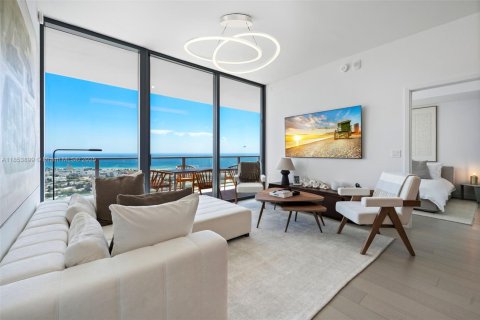 Condominio en Miami Beach, Florida, 2 dormitorios  № 2183398