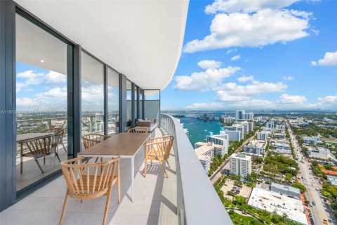 Condominio en venta en Miami Beach, Florida, 2 dormitorios, 133.22 m2 № 2183398 - foto 22