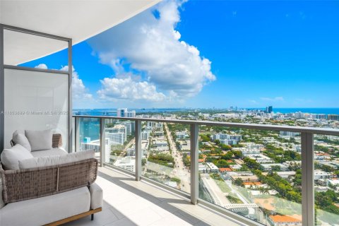 Condominio en venta en Miami Beach, Florida, 2 dormitorios, 133.22 m2 № 2183398 - foto 17