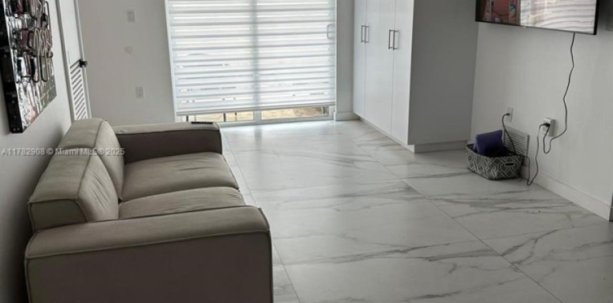 Appartement à Miami, Floride 2 chambres, 83.61 m2 № 1862790