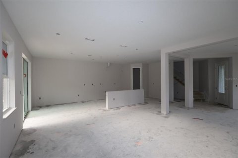 House in Zellwood, Florida 5 bedrooms, 289.86 sq.m. № 2344939 - photo 15