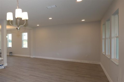 House in Zellwood, Florida 5 bedrooms, 289.86 sq.m. № 2344939 - photo 26