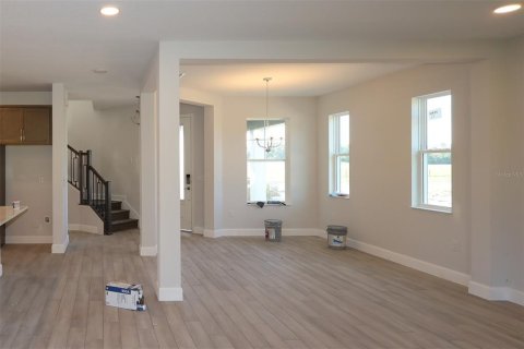 House in Zellwood, Florida 5 bedrooms, 289.86 sq.m. № 2344939 - photo 27