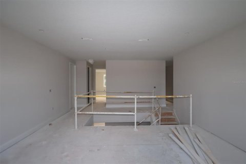 House in Zellwood, Florida 5 bedrooms, 289.86 sq.m. № 2344939 - photo 2