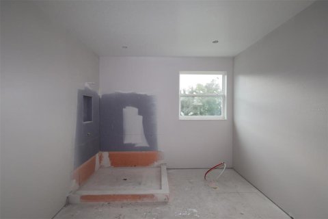 House in Zellwood, Florida 5 bedrooms, 289.86 sq.m. № 2344939 - photo 8