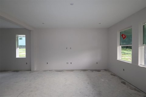 House in Zellwood, Florida 5 bedrooms, 289.86 sq.m. № 2344939 - photo 17