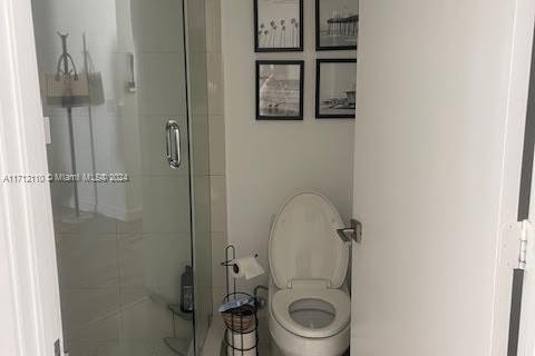 Condominio en venta en Miami, Florida, 2 dormitorios, 99.13 m2 № 2021536 - foto 17