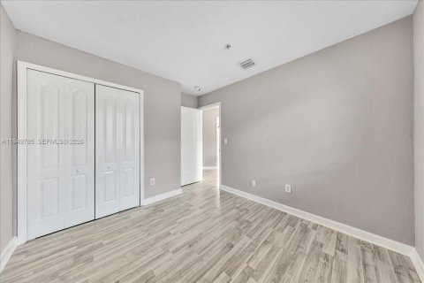 Снять в аренду кондоминиум в Мирамар, Флорида 3 спальни, 134.24м2, № 2005548 - фото 28