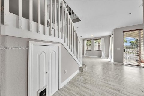 Снять в аренду кондоминиум в Мирамар, Флорида 3 спальни, 134.24м2, № 2005548 - фото 13