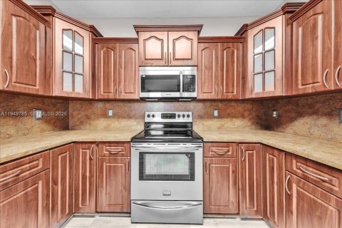 Снять в аренду кондоминиум в Мирамар, Флорида 3 спальни, 134.24м2, № 2005548 - фото 20