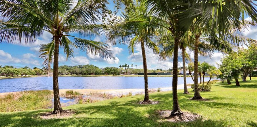 Villa ou maison à Palm Beach Gardens, Floride 2 chambres, 105.44 m2 № 700419