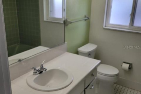 House in Saint Pete Beach, Florida 4 bedrooms, 166.85 sq.m. № 1845098 - photo 23