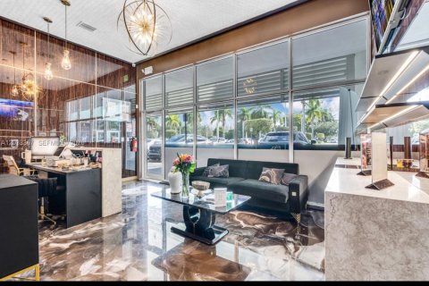 Immobilier commercial à Miami, Floride № 2078784