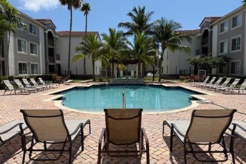 Снять в аренду кондоминиум в Майами, Флорида 1 спальня, 66.05м2, № 2062247 - фото 8
