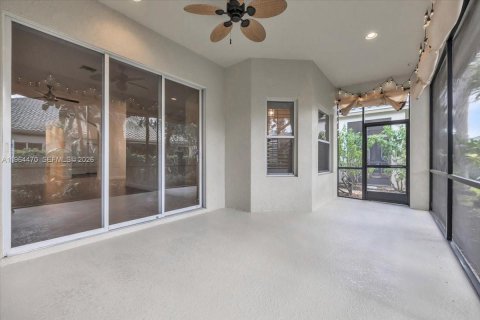 Купить виллу или дом в Нейплс, Флорида 4 спальни, 193.79м2, № 2026686 - фото 30