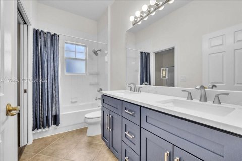 Купить виллу или дом в Нейплс, Флорида 4 спальни, 193.79м2, № 2026686 - фото 23