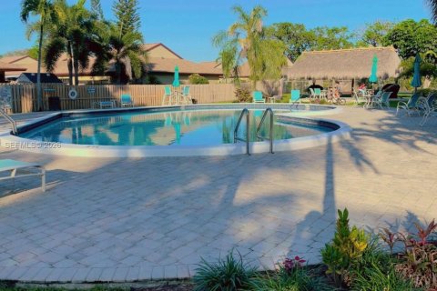 Casa en alquiler en Davie, Florida, 2 dormitorios, 122.63 m2 № 2081242 - foto 28