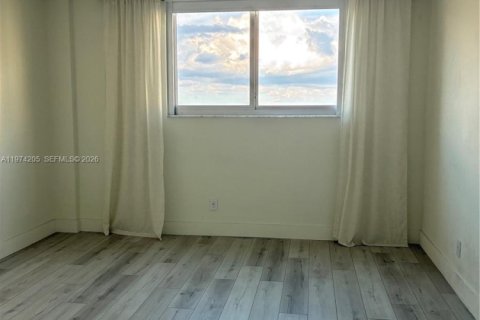 Купить кондоминиум в Санни-Айлс-Бич, Флорида 2 спальни, 143.91м2, № 2049114 - фото 20