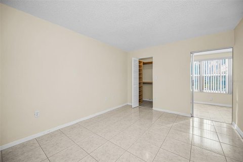 Copropriété à vendre à Saint Petersburg, Floride: 1 chambre, 77.57 m2 № 2151483 - photo 18