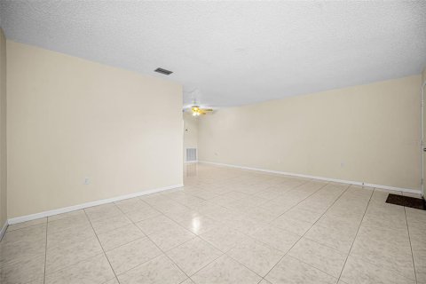 Copropriété à vendre à Saint Petersburg, Floride: 1 chambre, 77.57 m2 № 2151483 - photo 5
