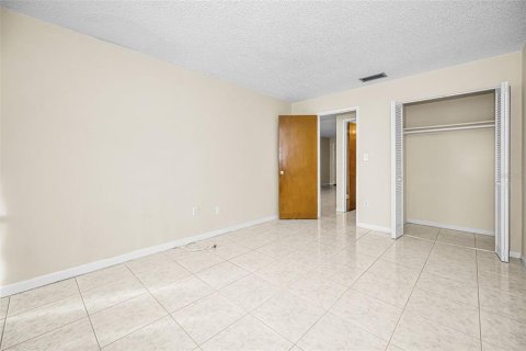 Copropriété à vendre à Saint Petersburg, Floride: 1 chambre, 77.57 m2 № 2151483 - photo 19