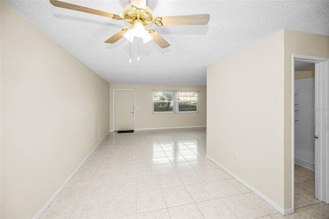 Copropriété à vendre à Saint Petersburg, Floride: 1 chambre, 77.57 m2 № 2151483 - photo 7