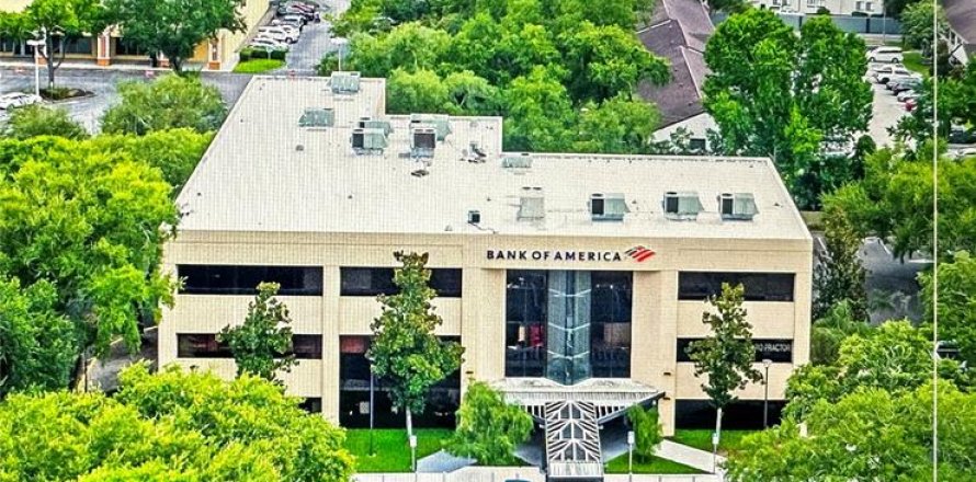 Immobilier commercial à Altamonte Springs, Floride 2938.03 m2 № 1520965