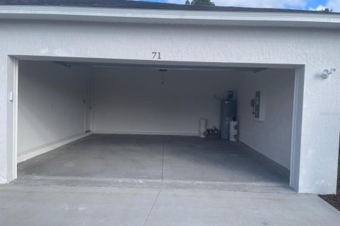 Villa ou maison à vendre à Palm Coast, Floride: 4 chambres, 190.54 m2 № 2330976 - photo 2