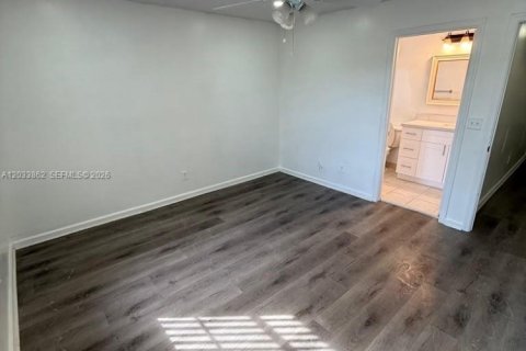 Adosado en alquiler en Lauderhill, Florida, 3 dormitorios, 144.93 m2 № 2078069 - foto 8