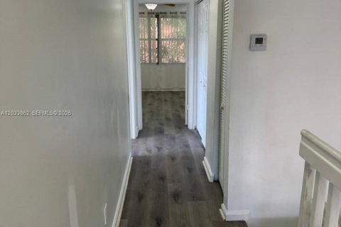 Adosado en alquiler en Lauderhill, Florida, 3 dormitorios, 144.93 m2 № 2078069 - foto 5