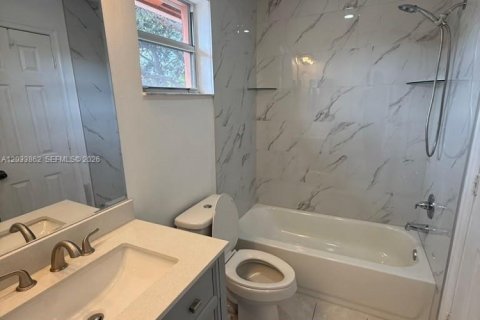 Adosado en alquiler en Lauderhill, Florida, 3 dormitorios, 144.93 m2 № 2078069 - foto 13