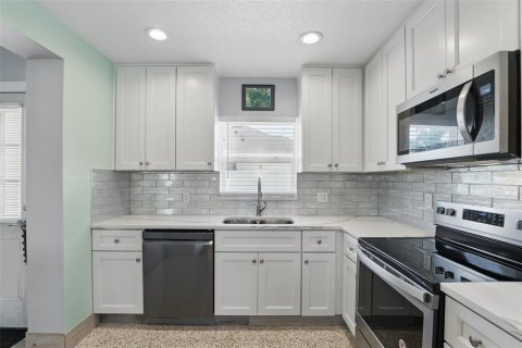 Casa en venta en Altamonte Springs, Florida, 3 dormitorios, 154.68 m2 № 1667070 - foto 20