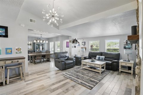 Casa en venta en Altamonte Springs, Florida, 3 dormitorios, 154.68 m2 № 1667070 - foto 11