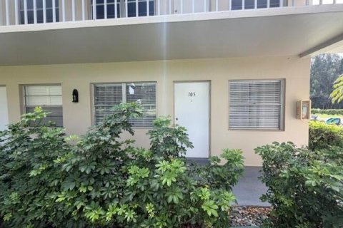 Condo in Vero Beach, Florida, 1 bedroom № 2191077 - photo 3