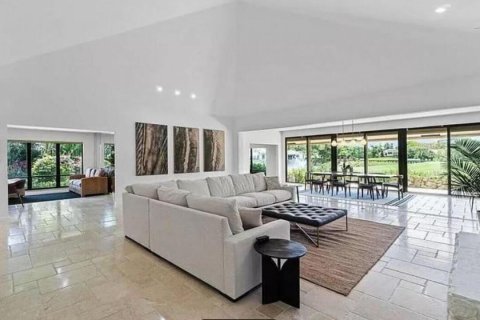 House in Delray Beach, Florida 3 bedrooms, 288.65 sq.m. № 1177163 - photo 1