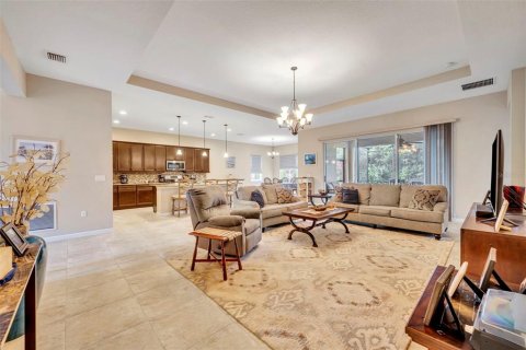 Villa ou maison à vendre à DeLand, Floride: 3 chambres, 236.34 m2 № 1909740 - photo 12