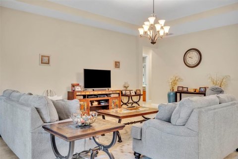 Villa ou maison à vendre à DeLand, Floride: 3 chambres, 236.34 m2 № 1909740 - photo 8