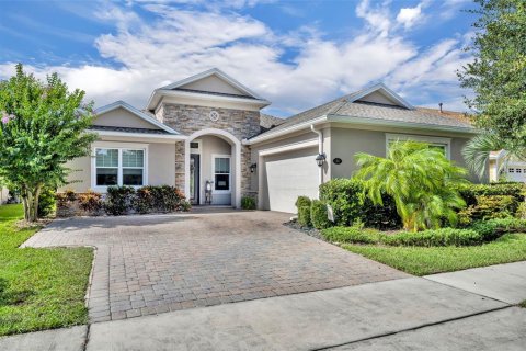 Villa ou maison à vendre à DeLand, Floride: 3 chambres, 236.34 m2 № 1909740 - photo 1
